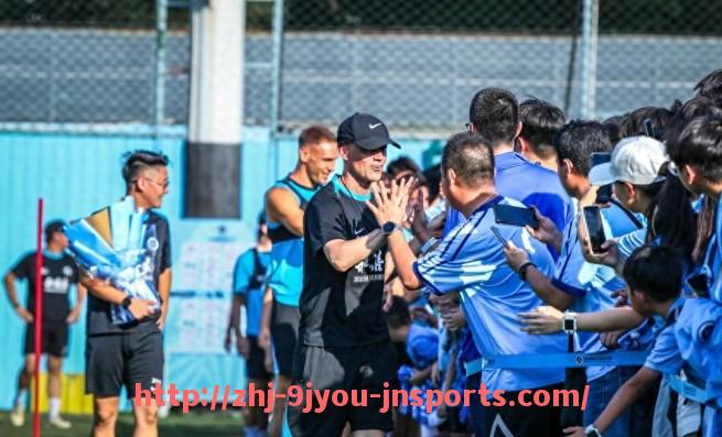 J9九游会登录入口-法甲顶级球队比赛精彩瞬间及技战术表现总结